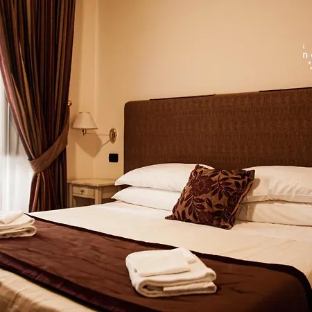 I Giardini Del Novecento 3* Lamezia Terme