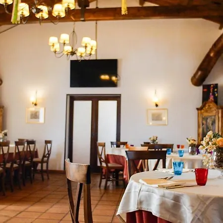 Otel I Giardini Del Novecento