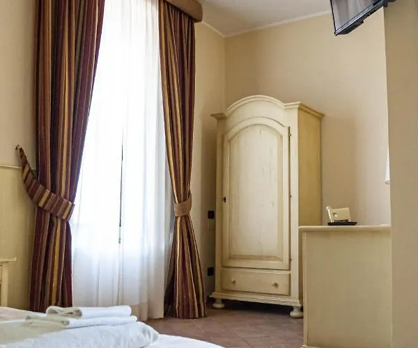 I Giardini Del Novecento 3* Lamezia Terme